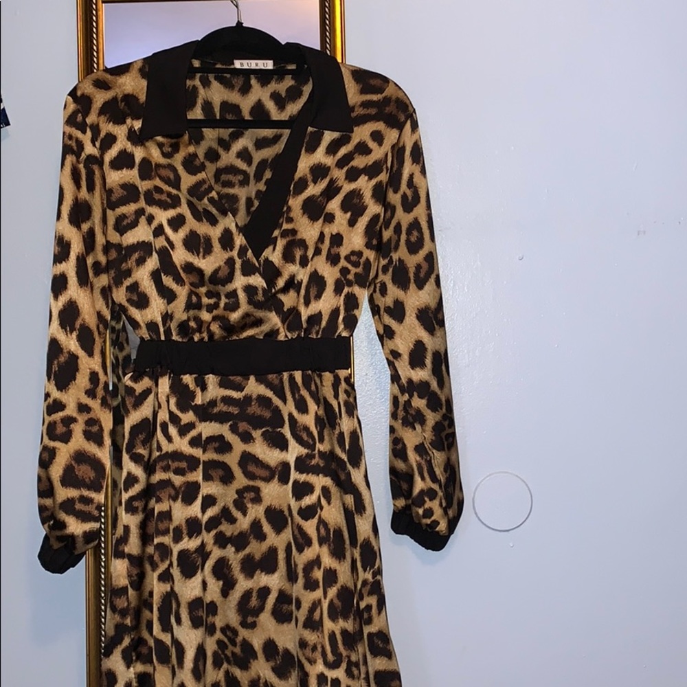 Buru silky cheetah wrap dress size small/medium